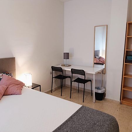 Habitacion Doble Alameda Centro Macarena Σεβίλλη Εξωτερικό φωτογραφία